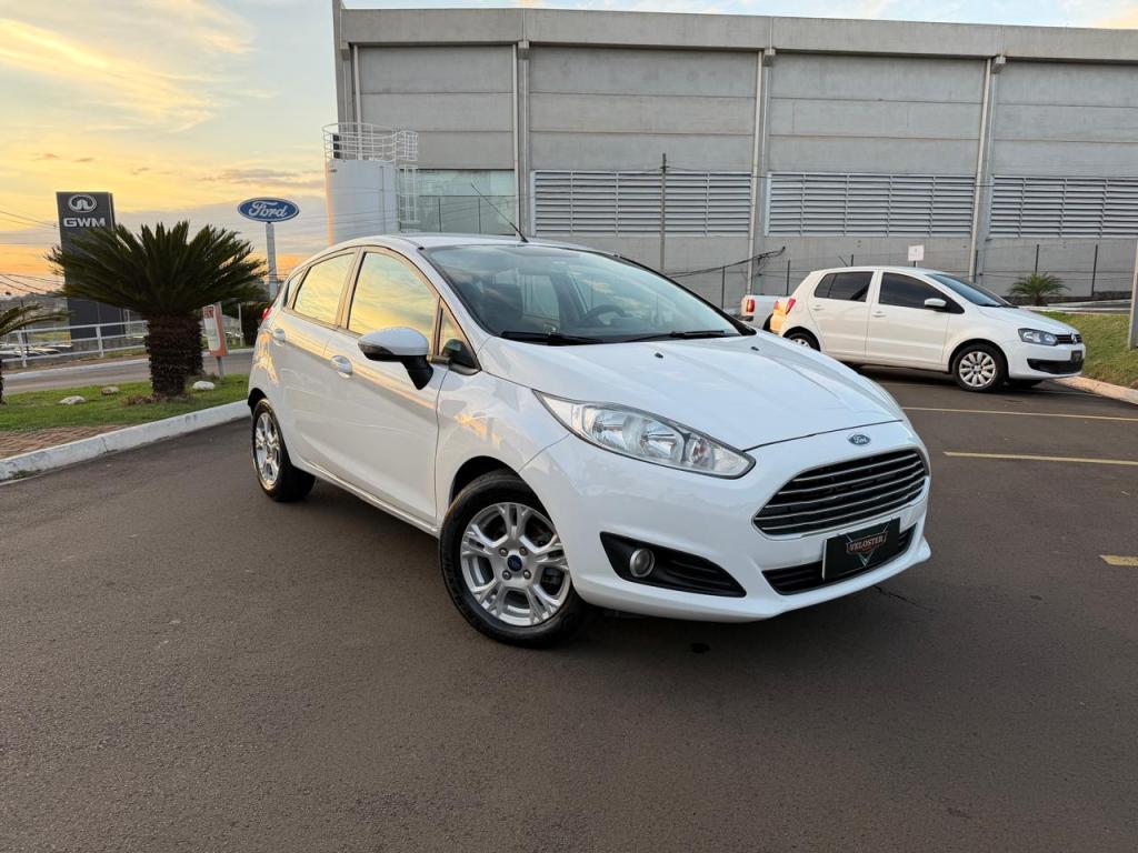 FORD Fiesta Hatch - Foto