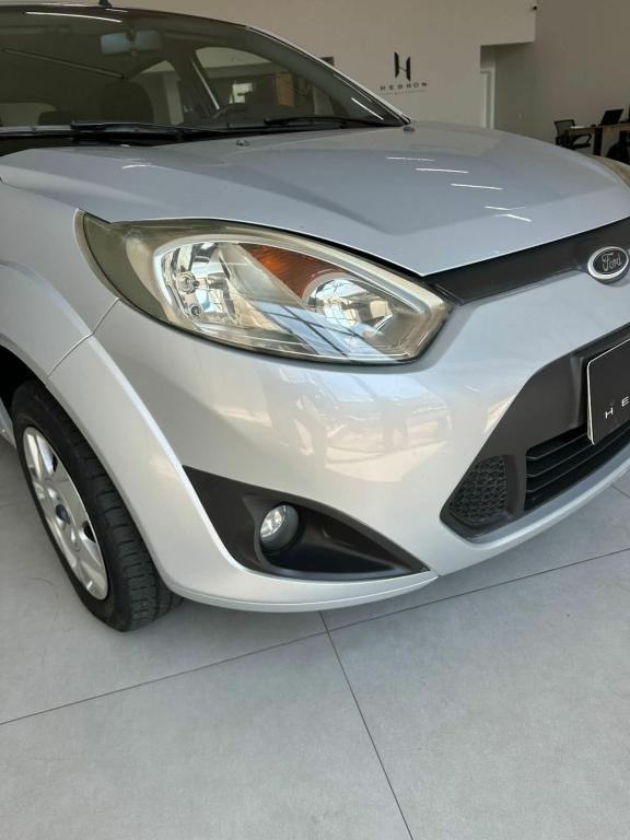 FORD Fiesta Hatch - Foto