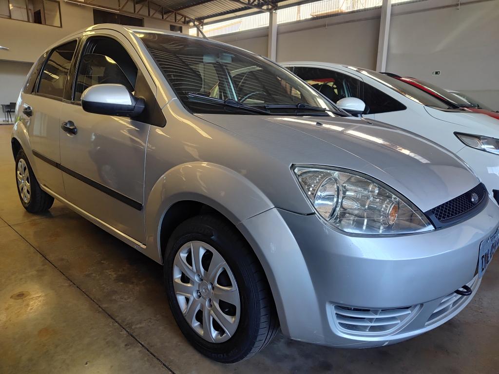 FORD Fiesta Hatch - Foto