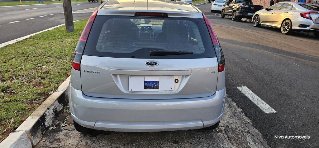 FORD Fiesta Hatch - Foto