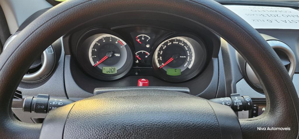 FORD Fiesta Hatch - Foto