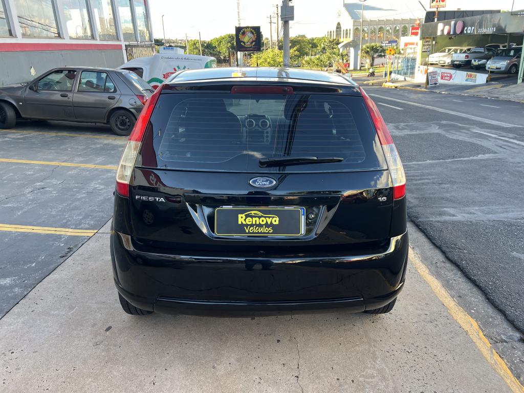 FORD Fiesta Hatch - Foto