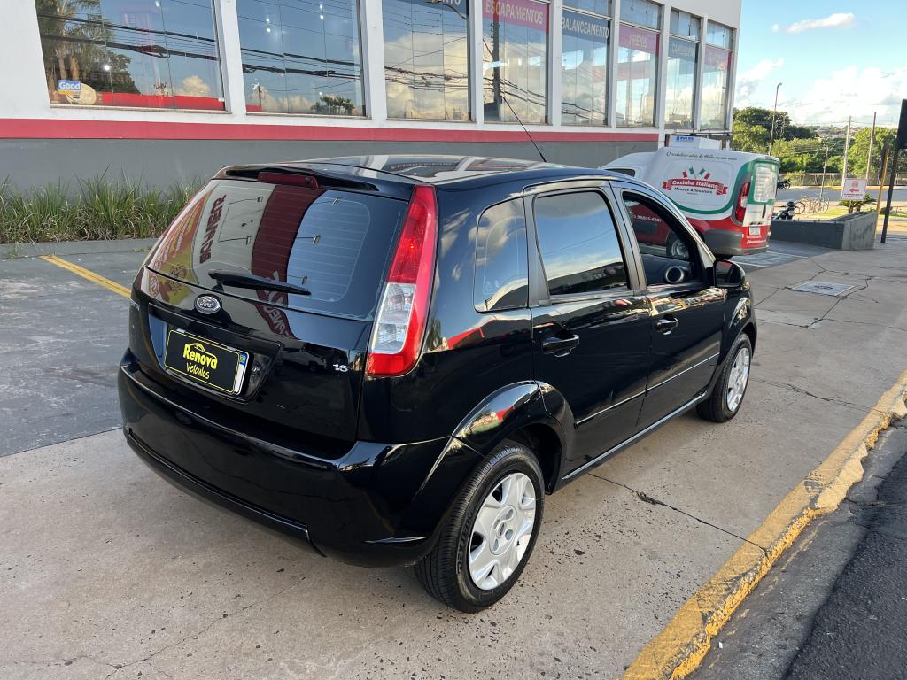 FORD Fiesta Hatch - Foto