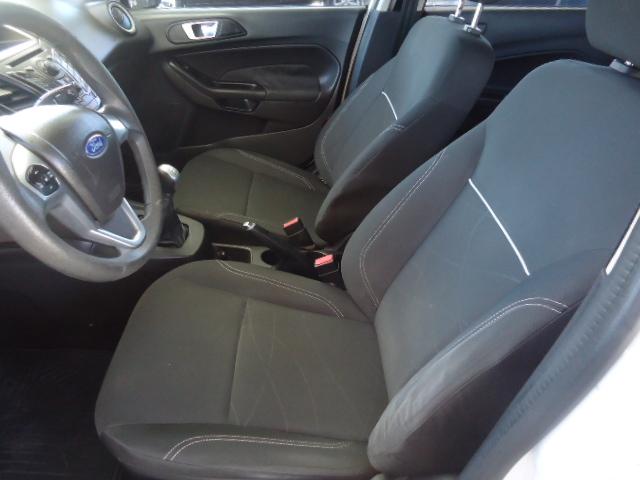 FORD Fiesta Hatch - Foto