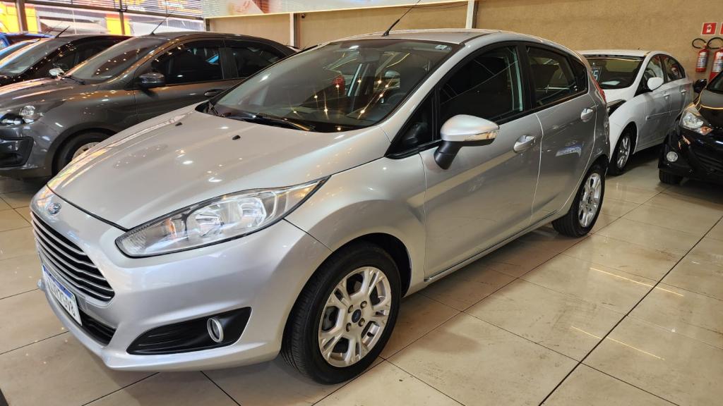 FORD Fiesta Hatch - Foto