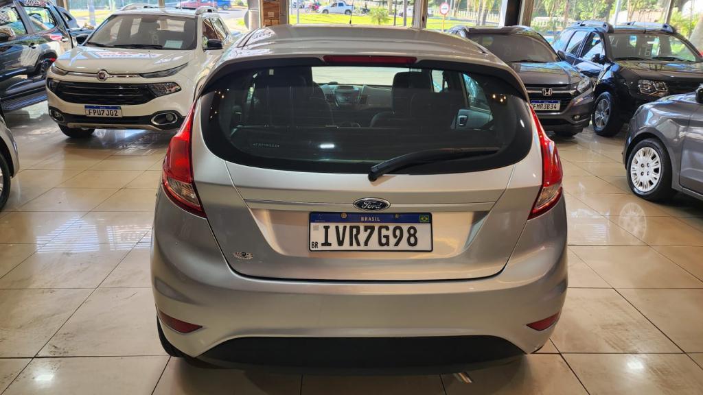 FORD Fiesta Hatch - Foto