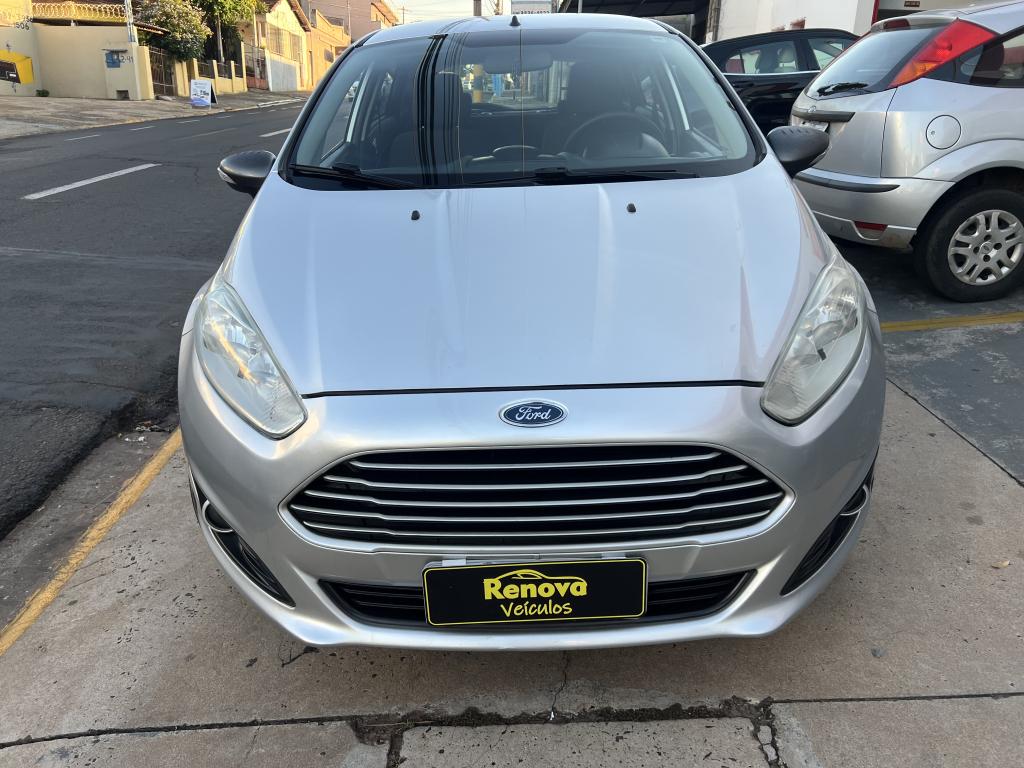 FORD Fiesta Hatch - Foto