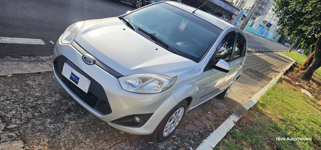FORD Fiesta Hatch - Foto
