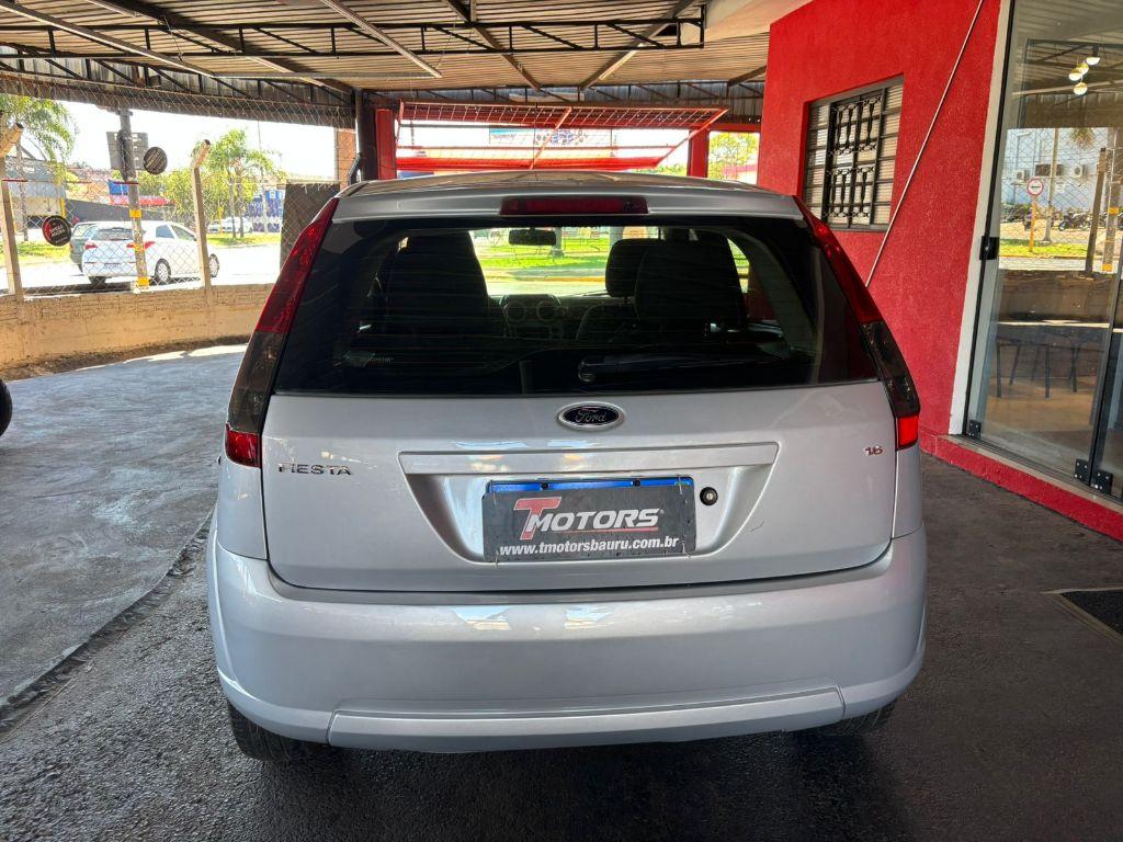 FORD Fiesta Hatch - Foto