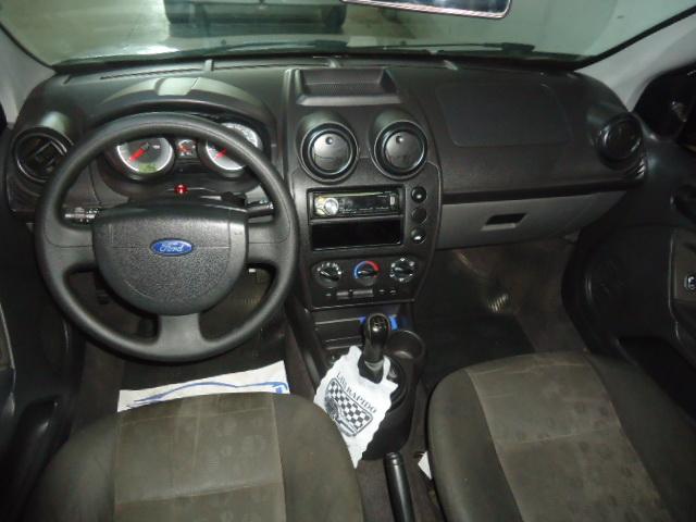 FORD Fiesta Hatch - Foto