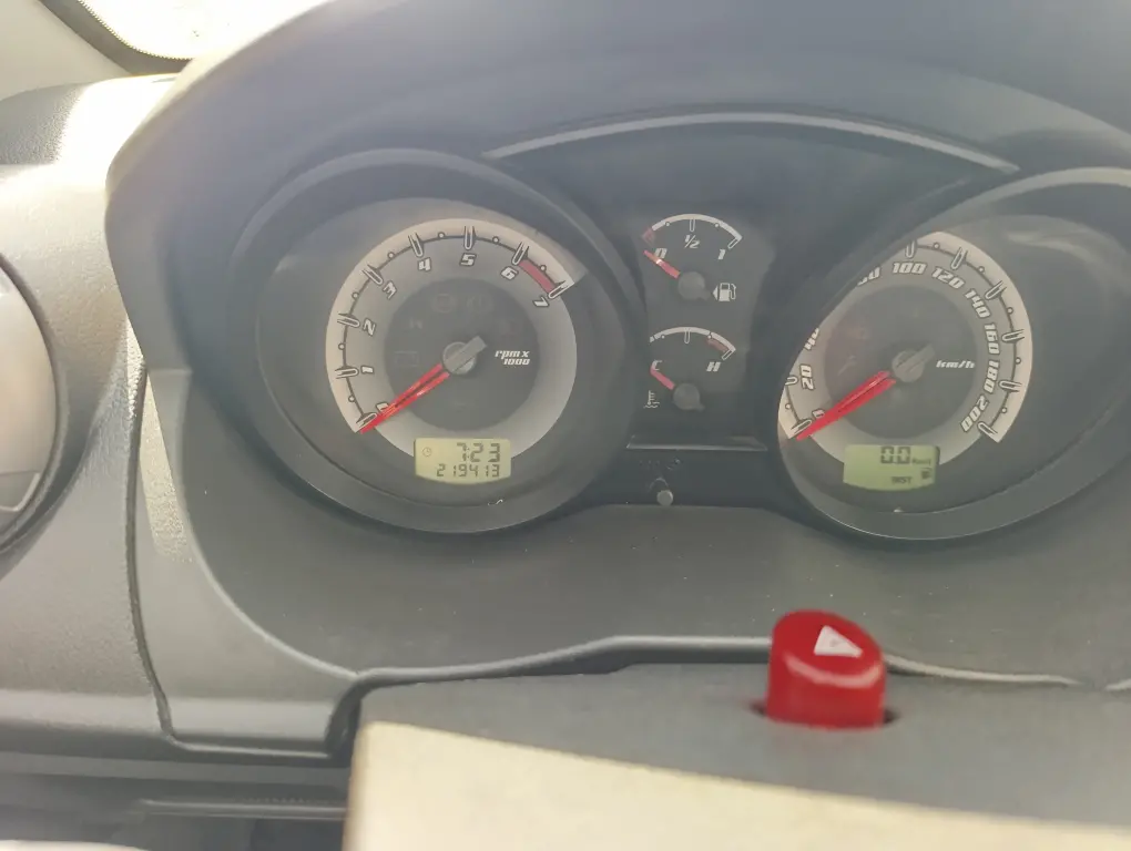 FORD Fiesta Hatch - Foto