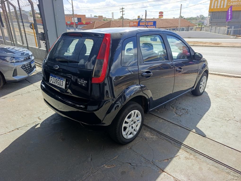 FORD Fiesta Hatch - Foto