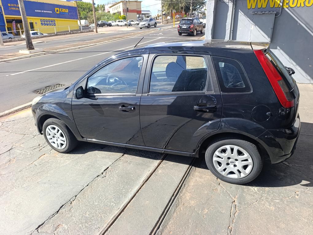 FORD Fiesta Hatch - Foto