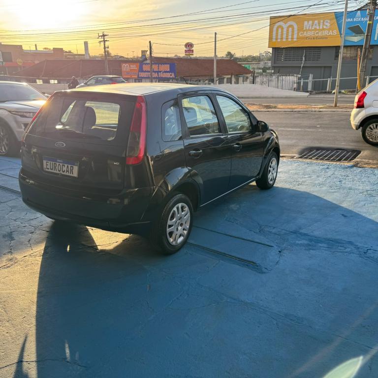 FORD Fiesta Hatch - Foto