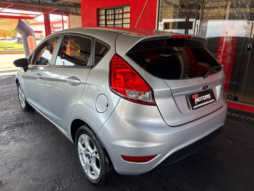 FORD Fiesta Hatch - Foto