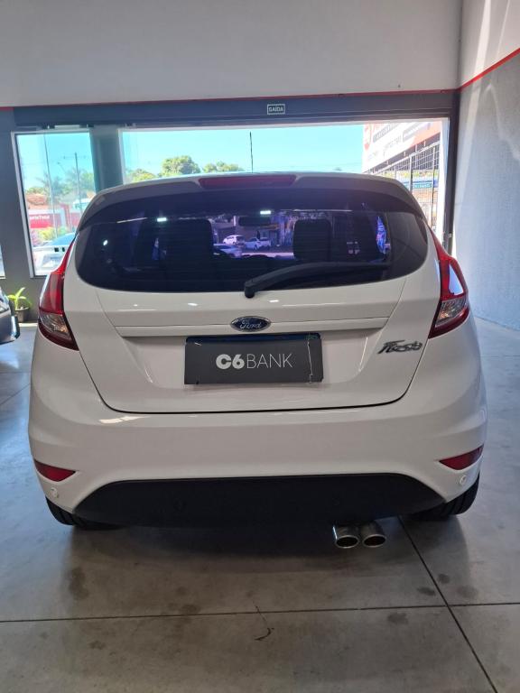 FORD Fiesta Hatch - Foto