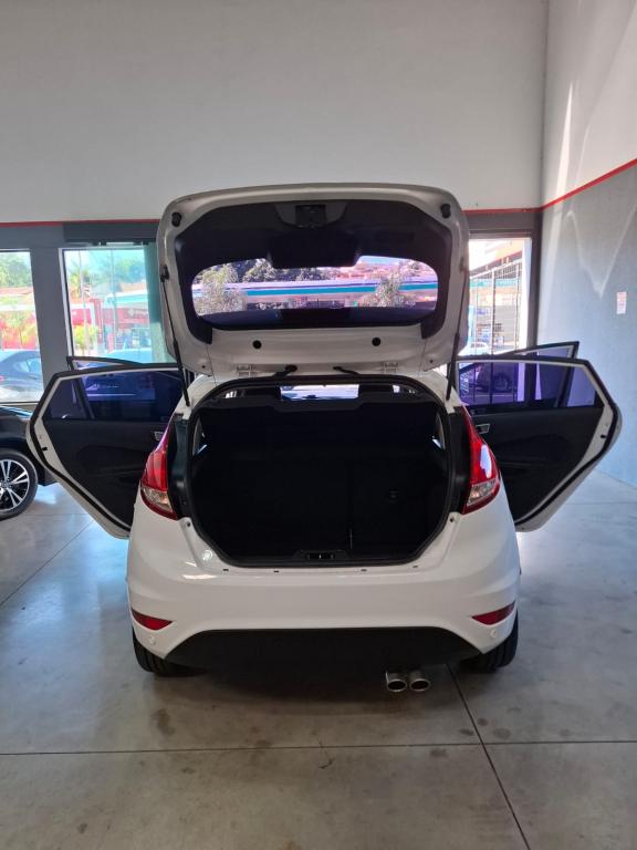 FORD Fiesta Hatch - Foto