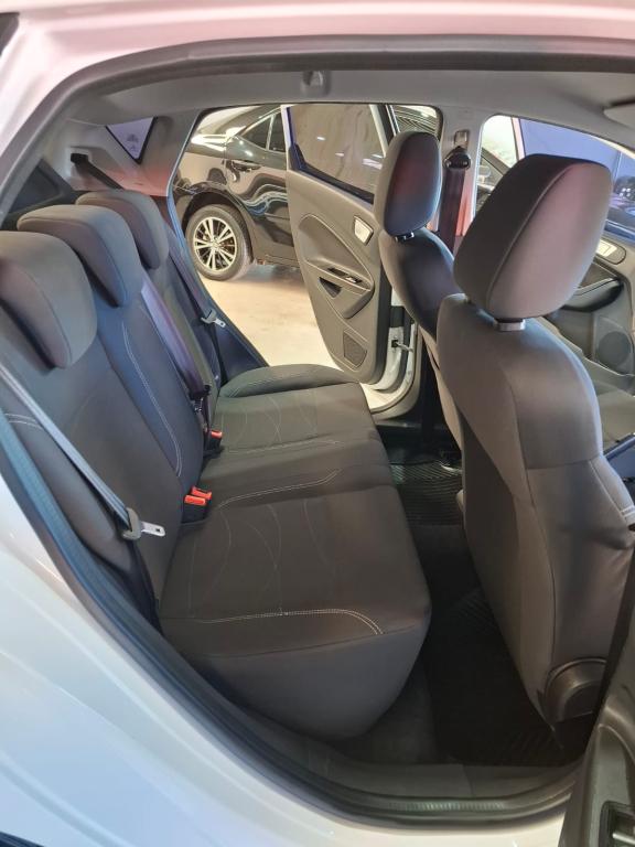 FORD Fiesta Hatch - Foto