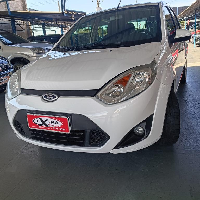 FORD Fiesta Hatch - Foto