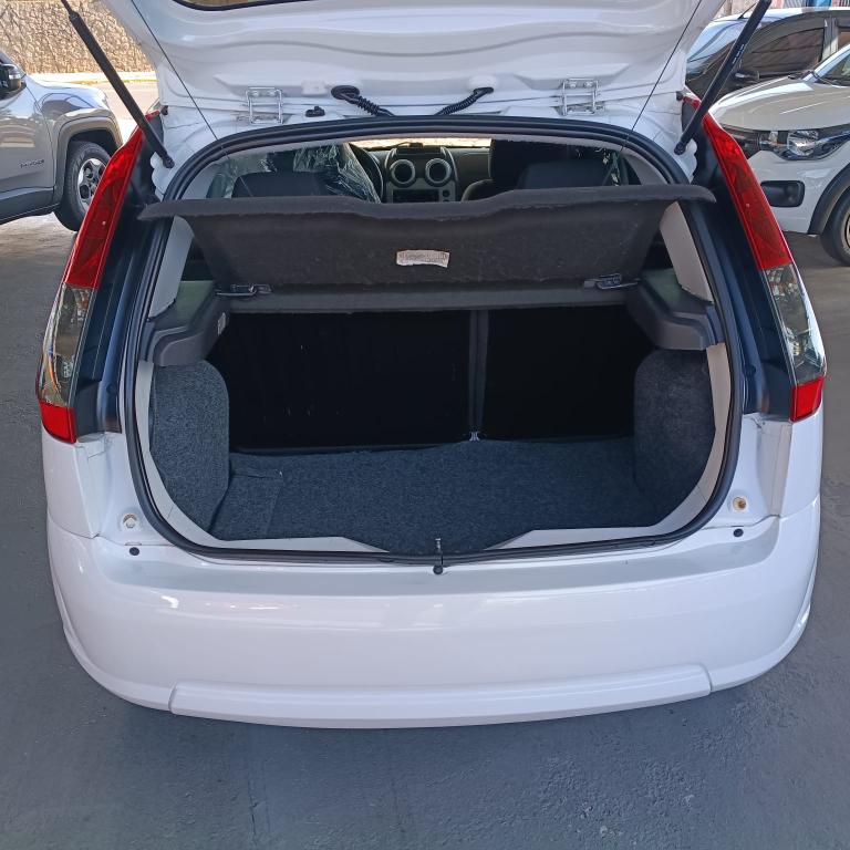 FORD Fiesta Hatch - Foto