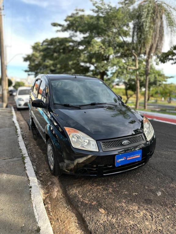 FORD Fiesta Hatch - Foto