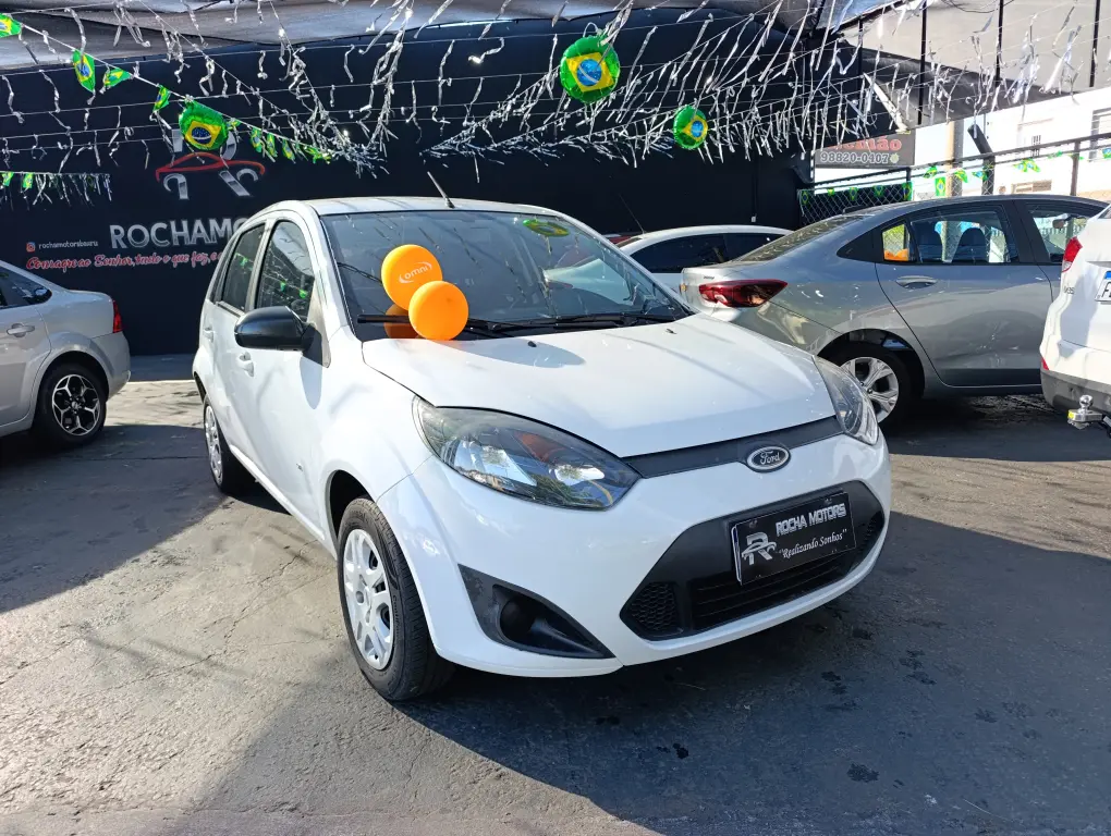 FORD Fiesta Hatch - Foto
