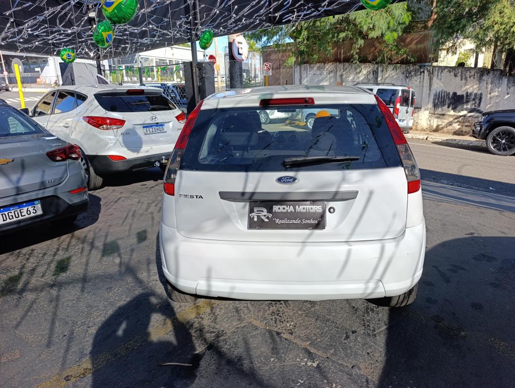 FORD Fiesta Hatch - Foto
