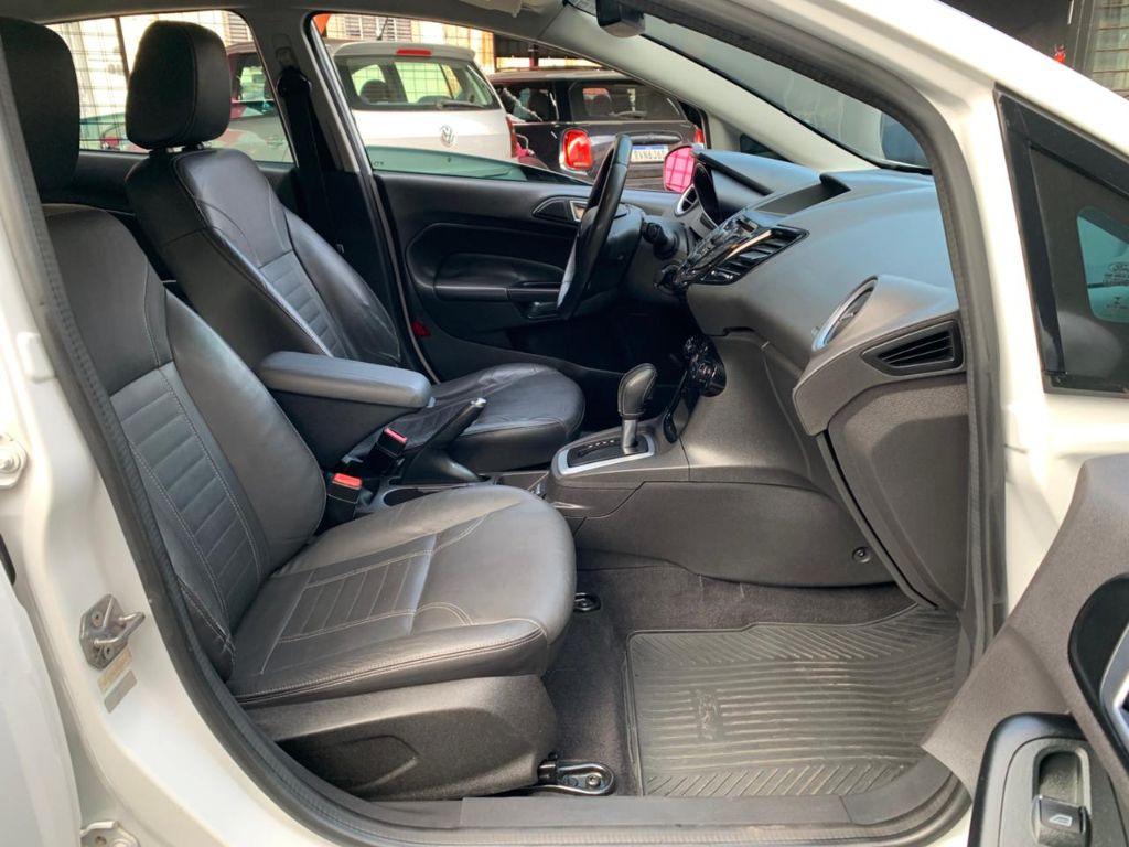 FORD Fiesta Hatch - Foto