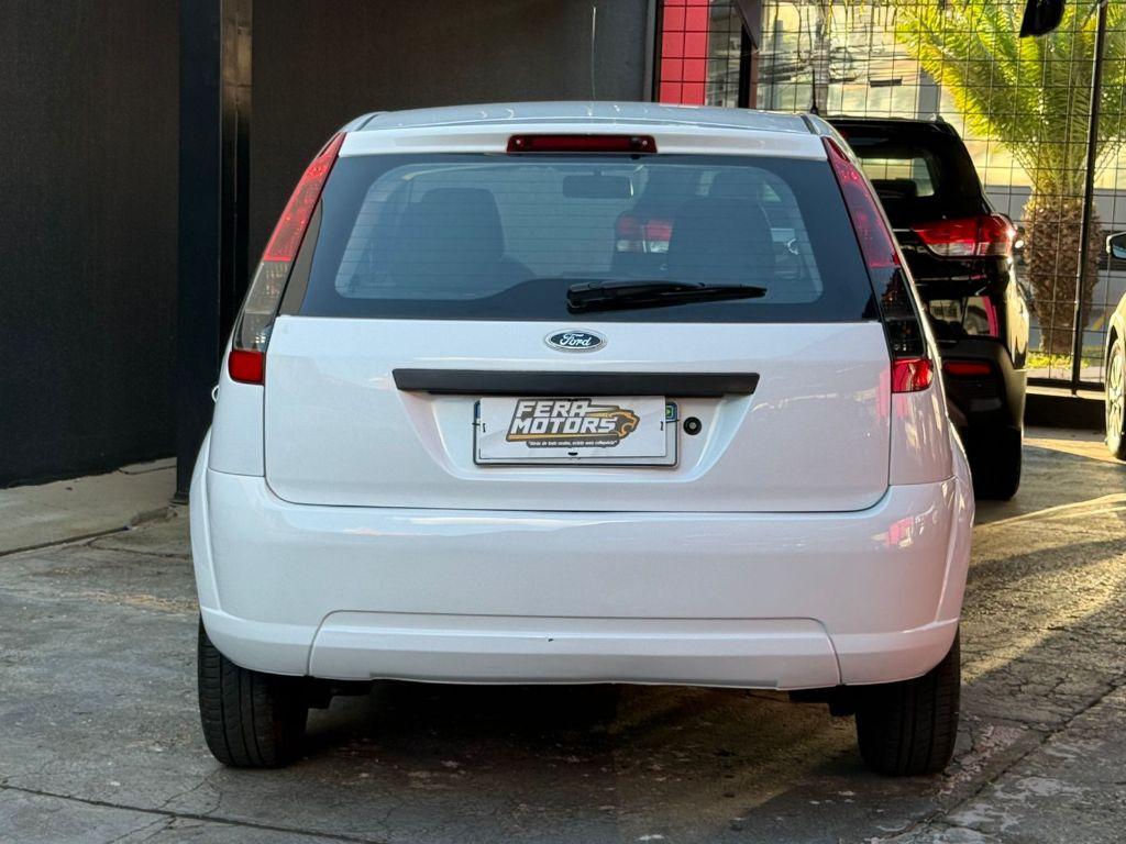 FORD Fiesta Hatch - Foto