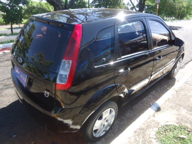 FORD Fiesta Hatch - Foto