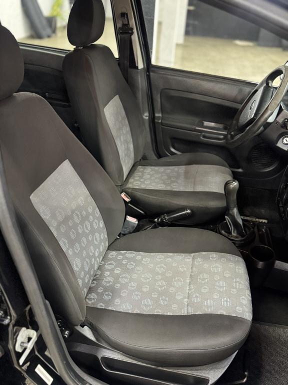 FORD Fiesta Hatch - Foto