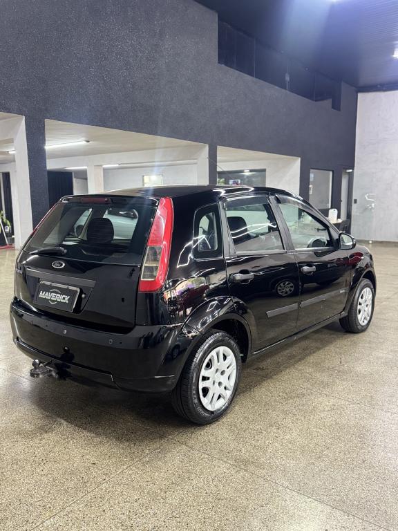 FORD Fiesta Hatch - Foto