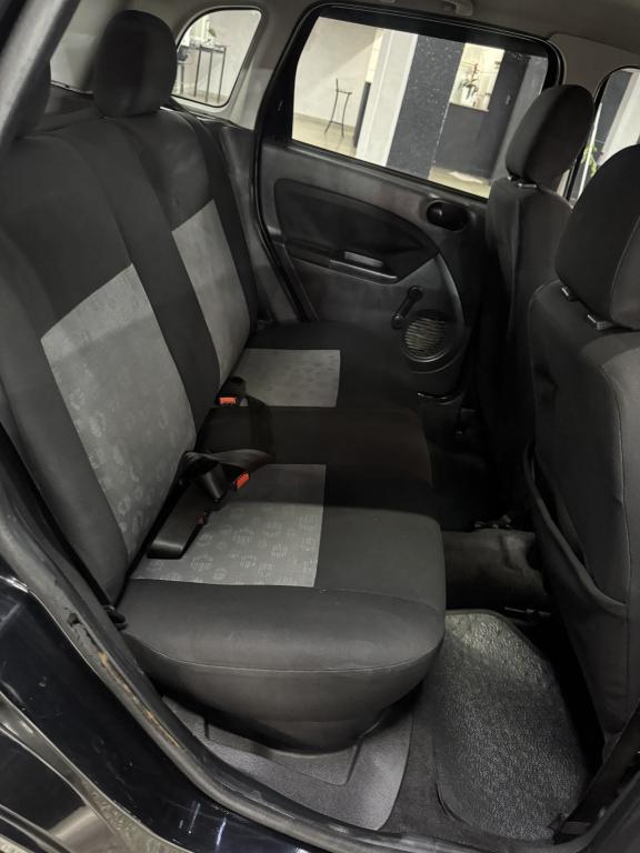 FORD Fiesta Hatch - Foto