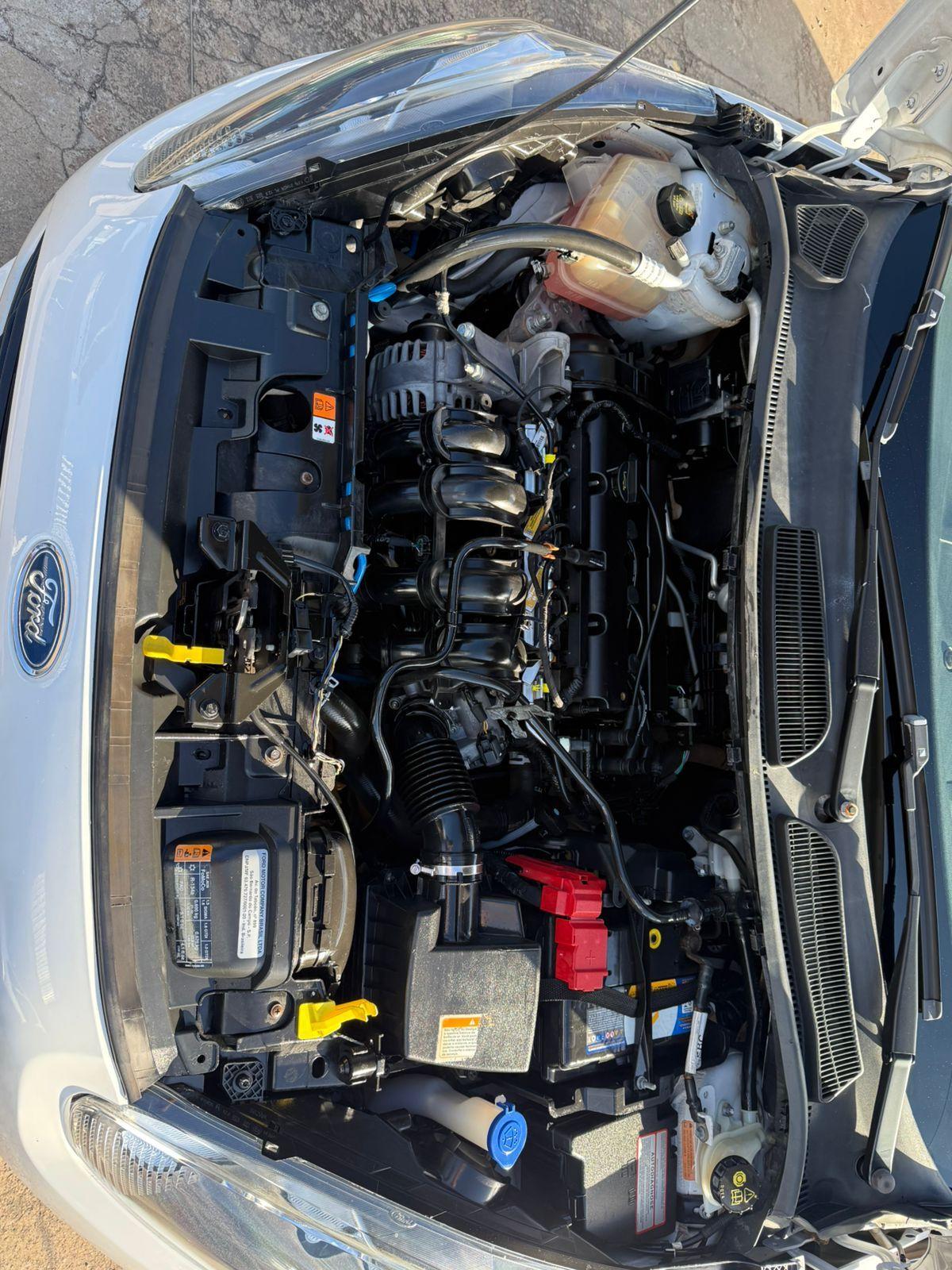 FORD Fiesta Hatch - Foto