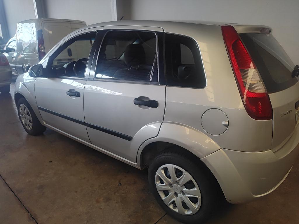 FORD Fiesta Hatch - Foto