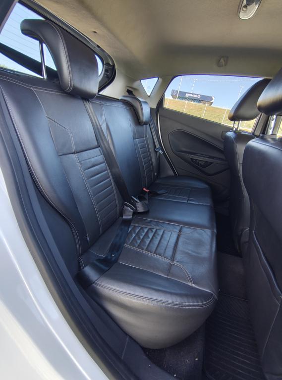 FORD Fiesta Hatch - Foto
