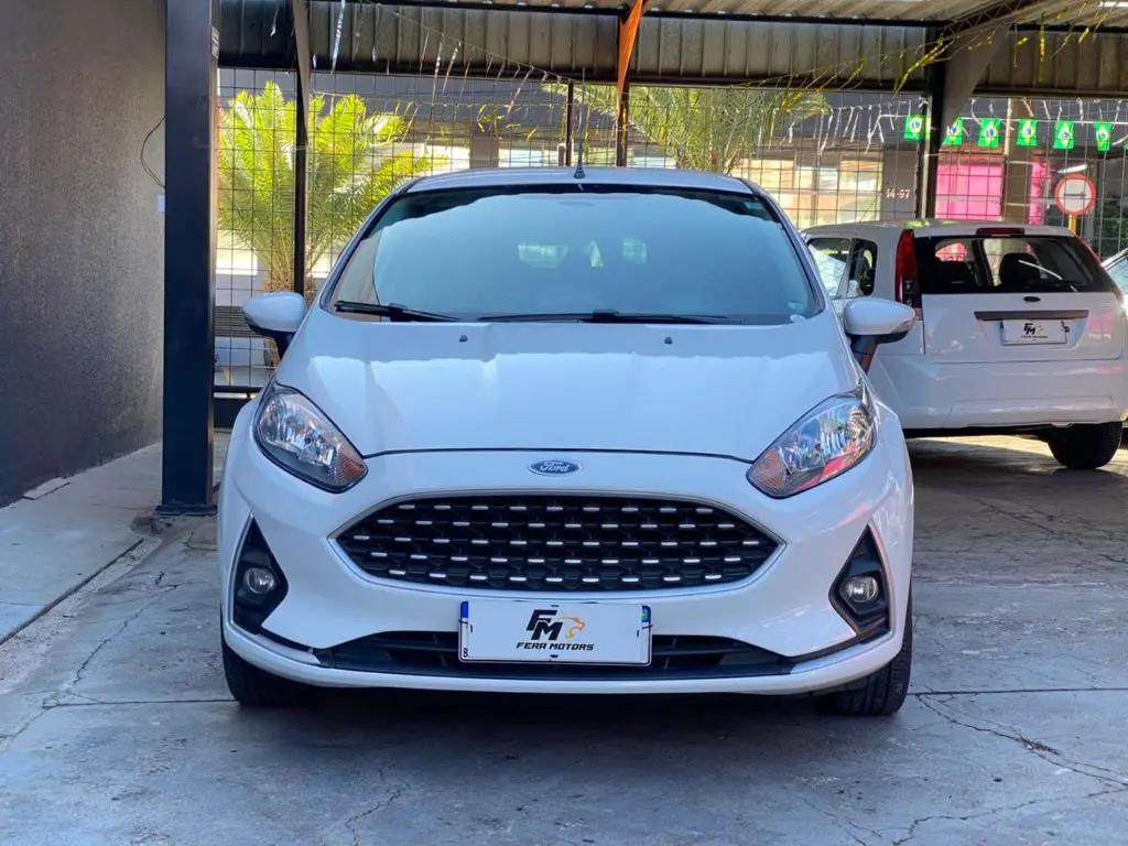 FORD Fiesta Hatch - Foto