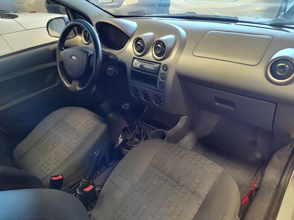 FORD Fiesta Hatch - Foto