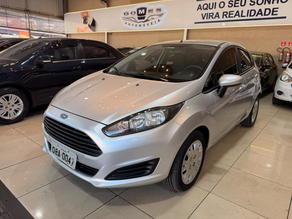 FORD Fiesta Hatch - Foto