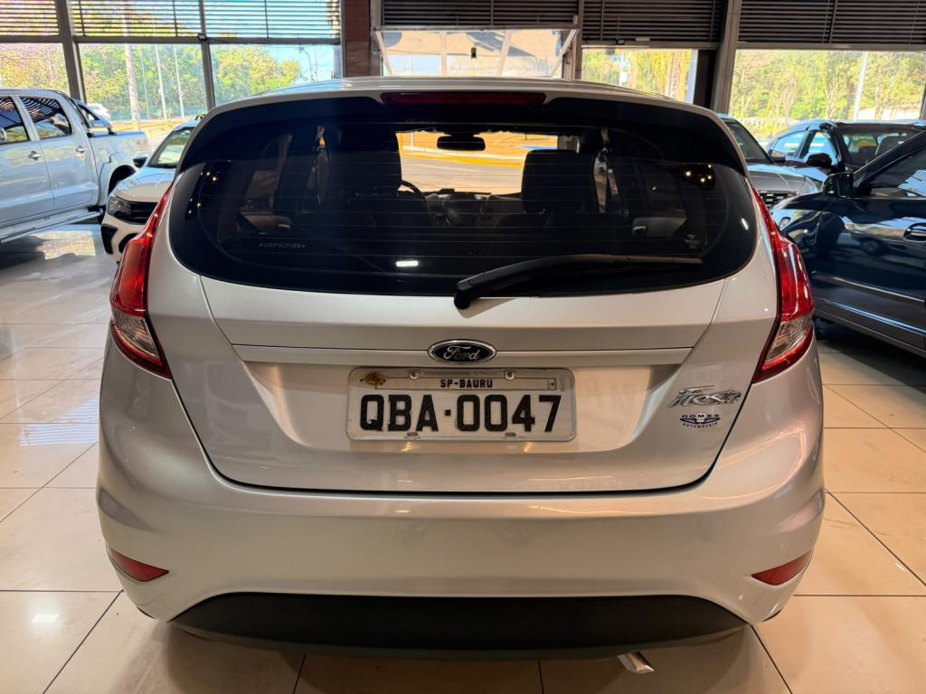 FORD Fiesta Hatch - Foto