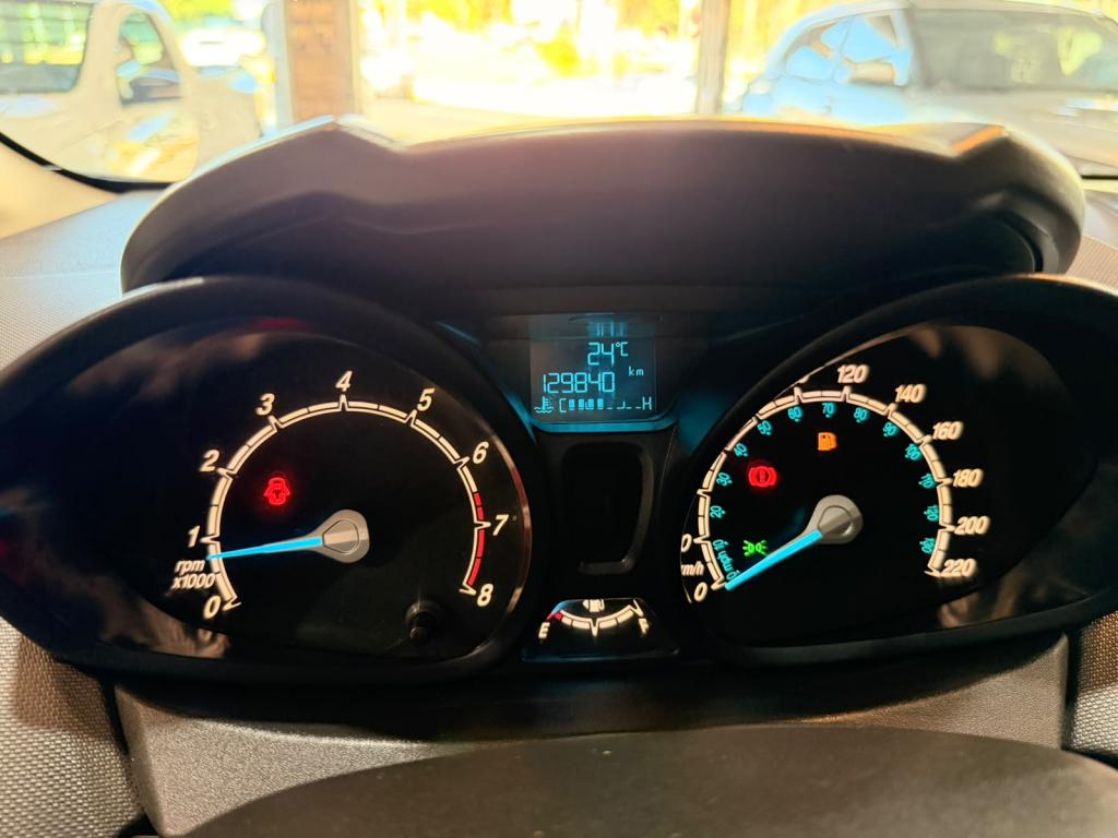 FORD Fiesta Hatch - Foto