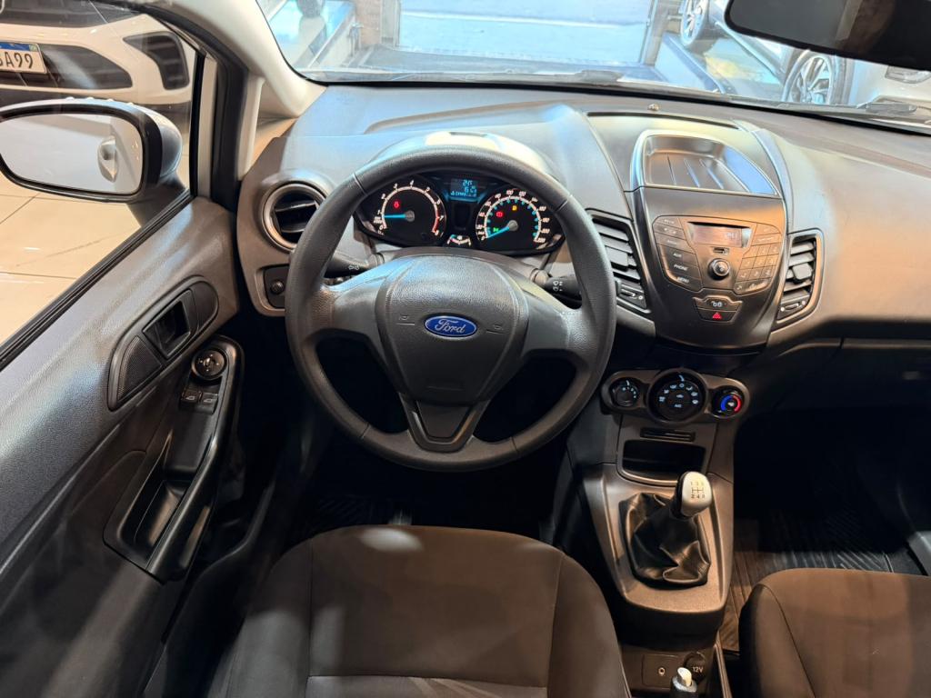 FORD Fiesta Hatch - Foto
