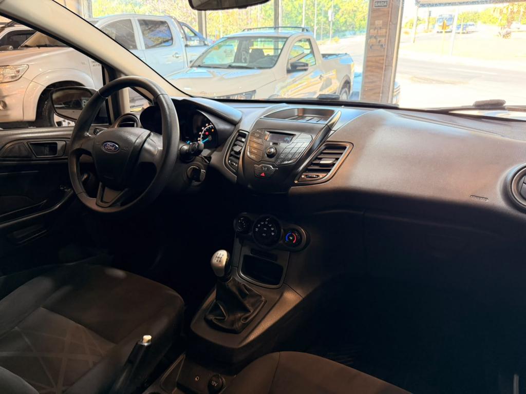 FORD Fiesta Hatch - Foto