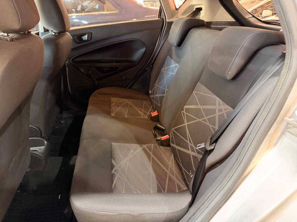 FORD Fiesta Hatch - Foto