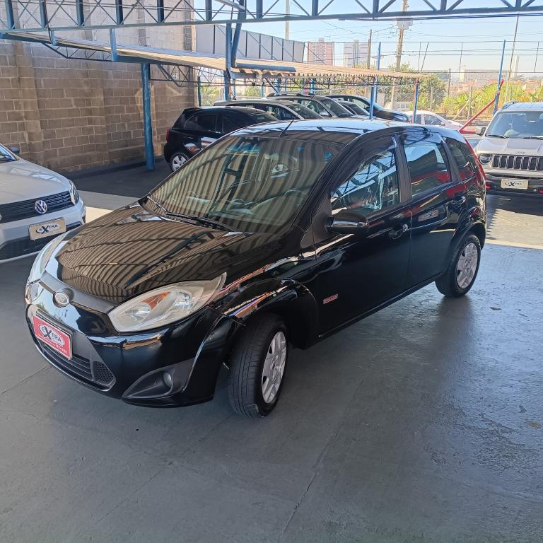 FORD Fiesta Hatch - Foto