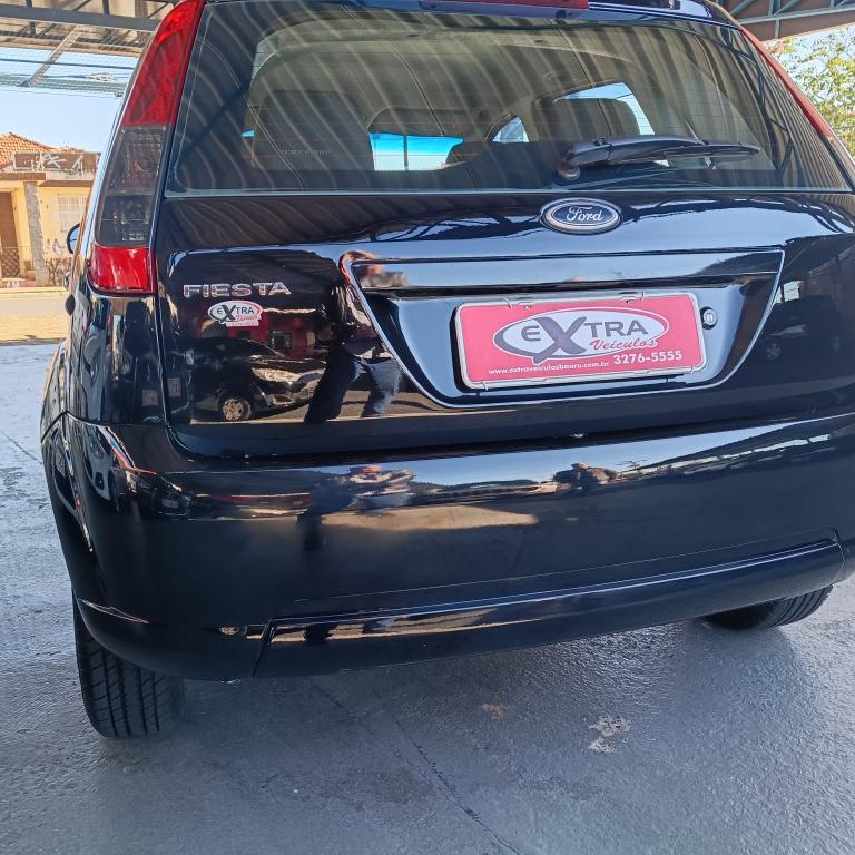 FORD Fiesta Hatch - Foto
