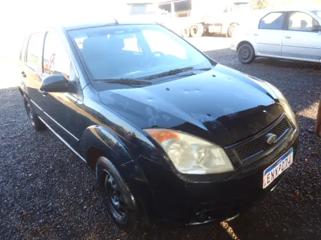 FORD Fiesta Hatch - Foto