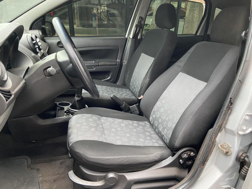 FORD Fiesta Hatch - Foto
