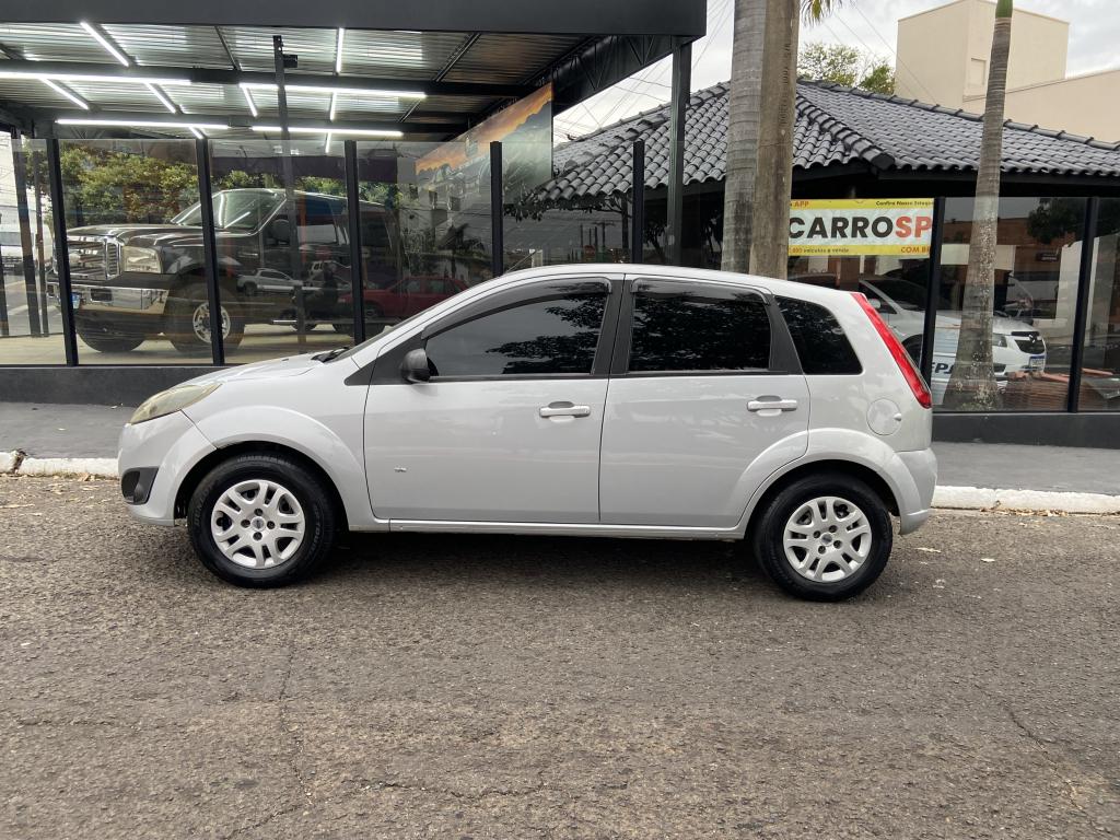 FORD Fiesta Hatch - Foto