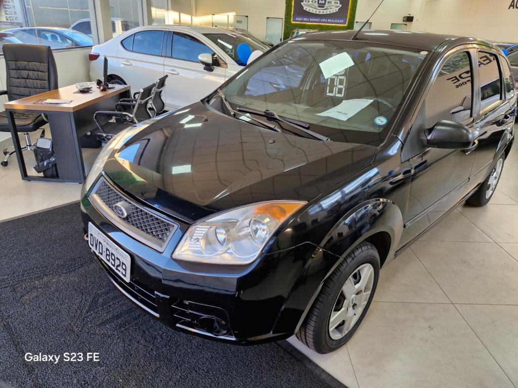 FORD Fiesta Hatch - Foto
